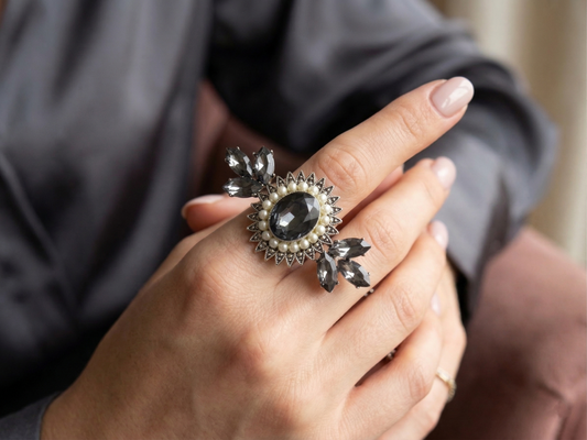 Silver Aura Smoke Ring