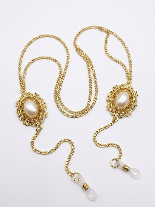 Victorian Oval Sunglass Chain Eyewear