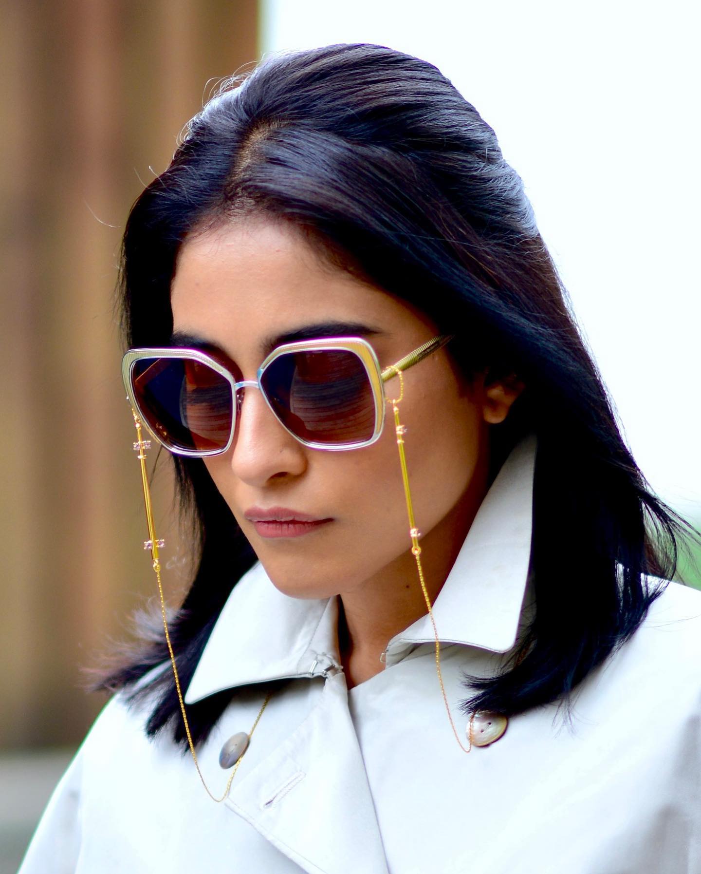 Lilac Blush Gold Sword Eye Stem Chain