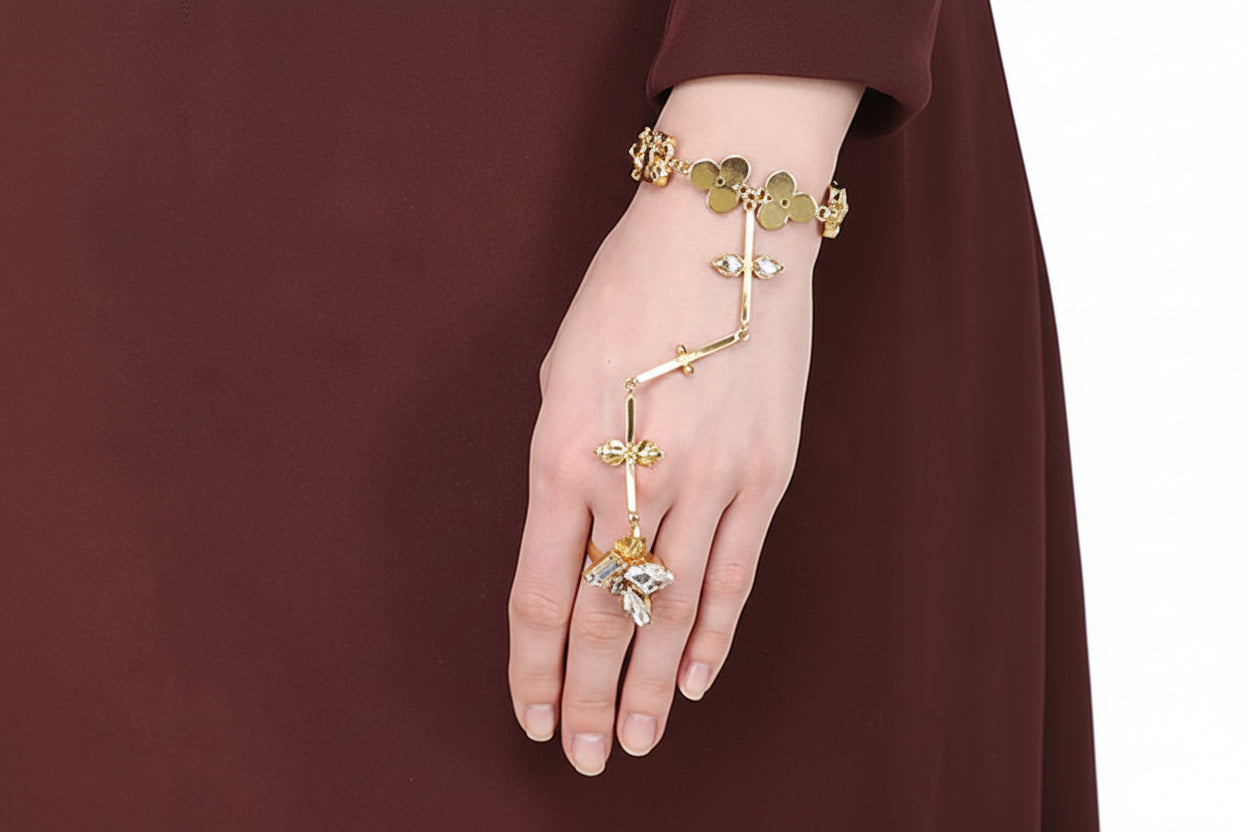 Gold White Trellis Handharness