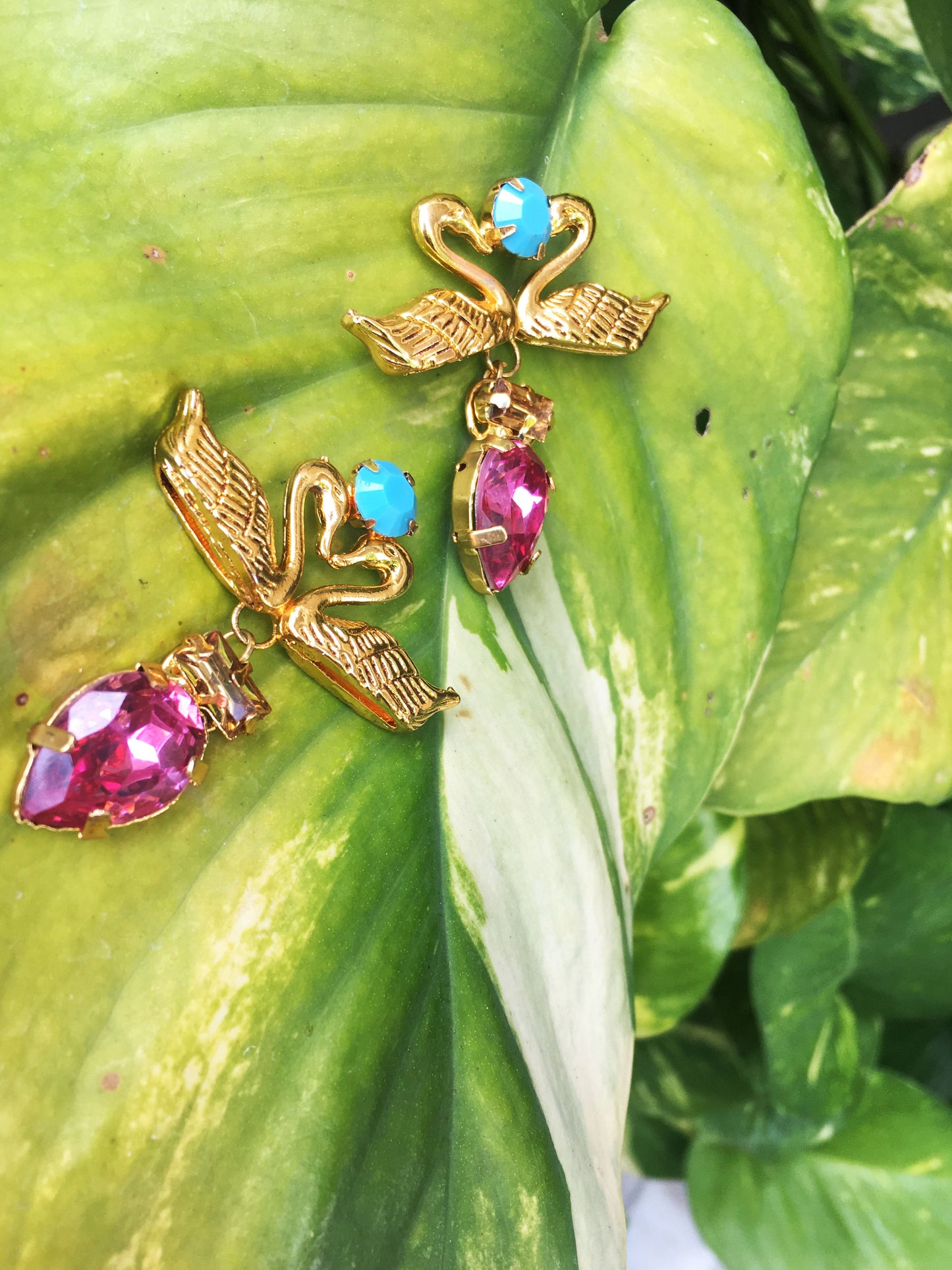 Dual Swans Amour Earrings