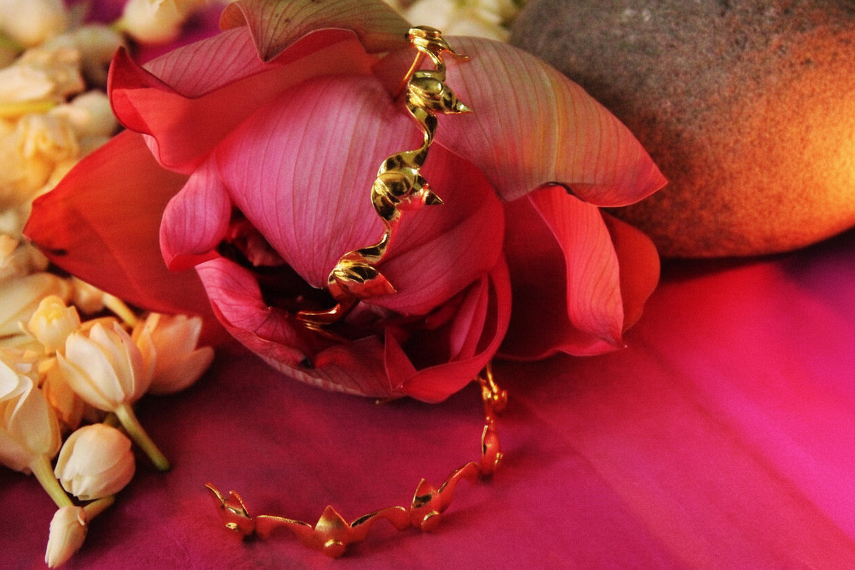 Gold-plated Lotus Fleur Hoops