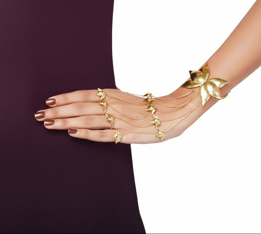 Five Finger Line Lotus Wedding Handharness