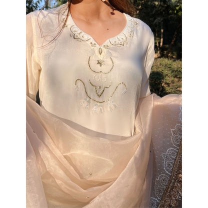 Peach & Ivory Qaiynaat Organza Suit