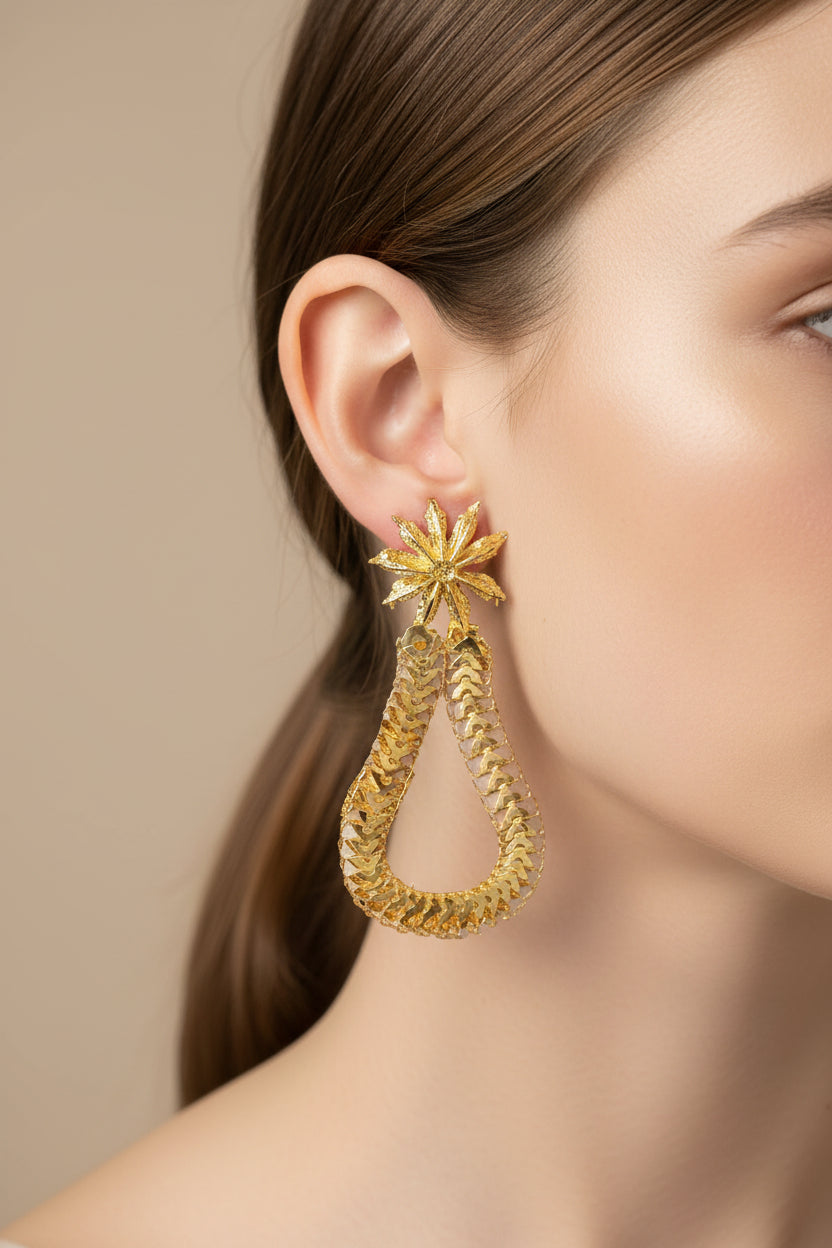 Star Anise Swing Earrings