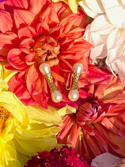 Pearl Pop Gold Eyewear Accessories