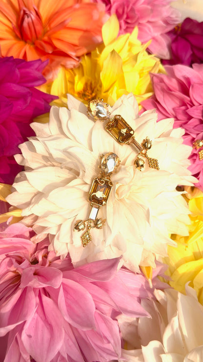 Aashni Leaf Earrings