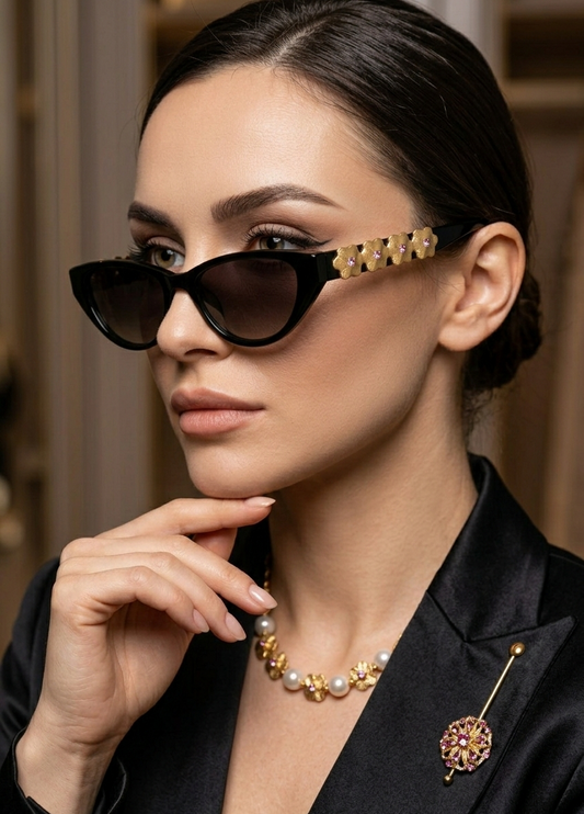 Golden Blossom Cascade Eye Stem Clip
