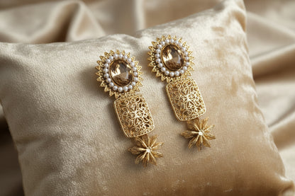 Pearl Aura Cinnamon Earrings