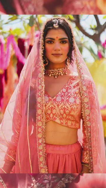 Gulbadan lehenga