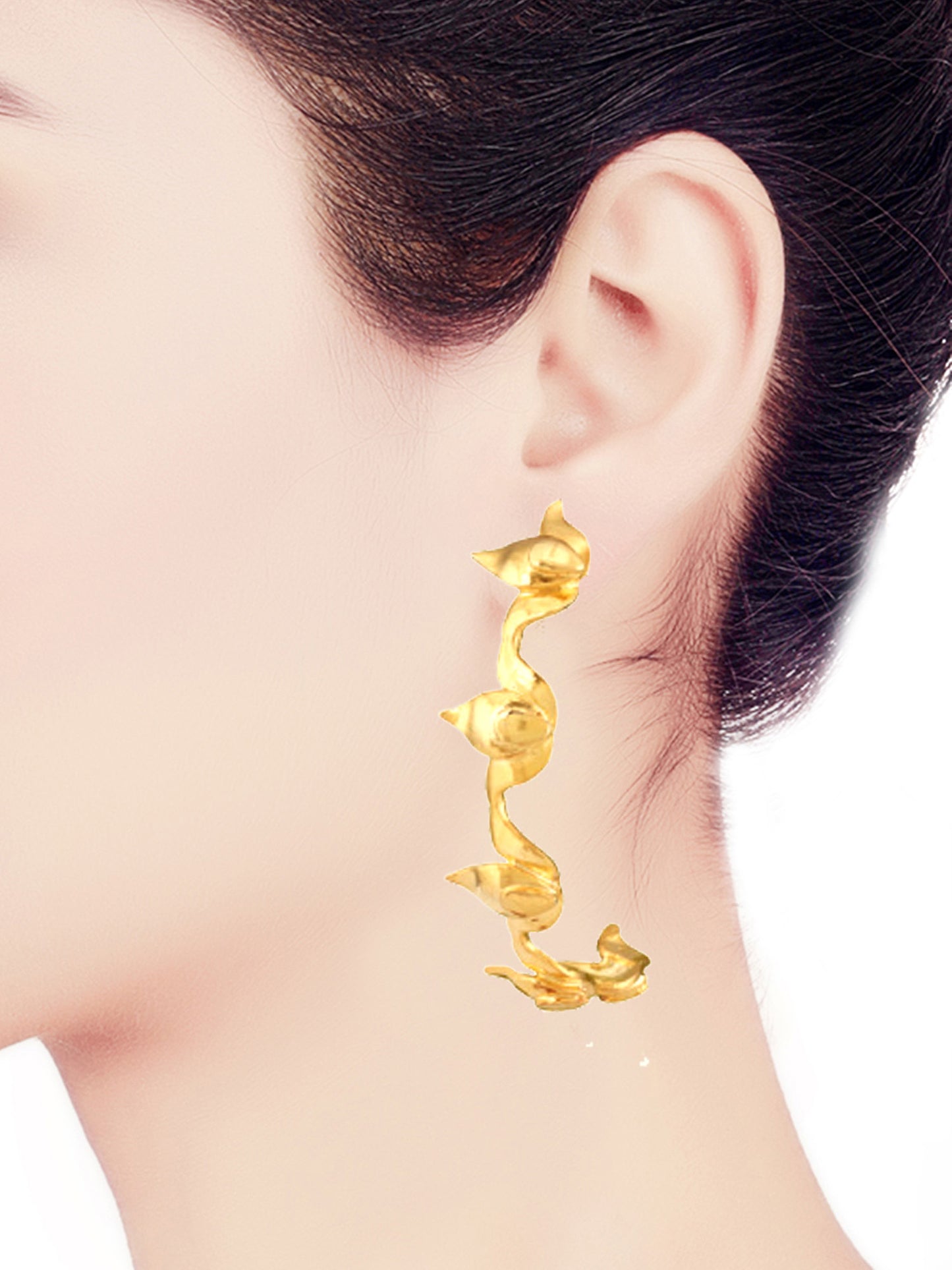 Gold-plated Lotus Fleur Hoops